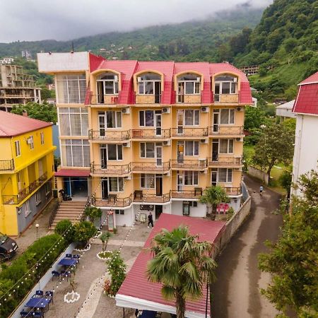 Hotel Liza Gonio Exterior photo